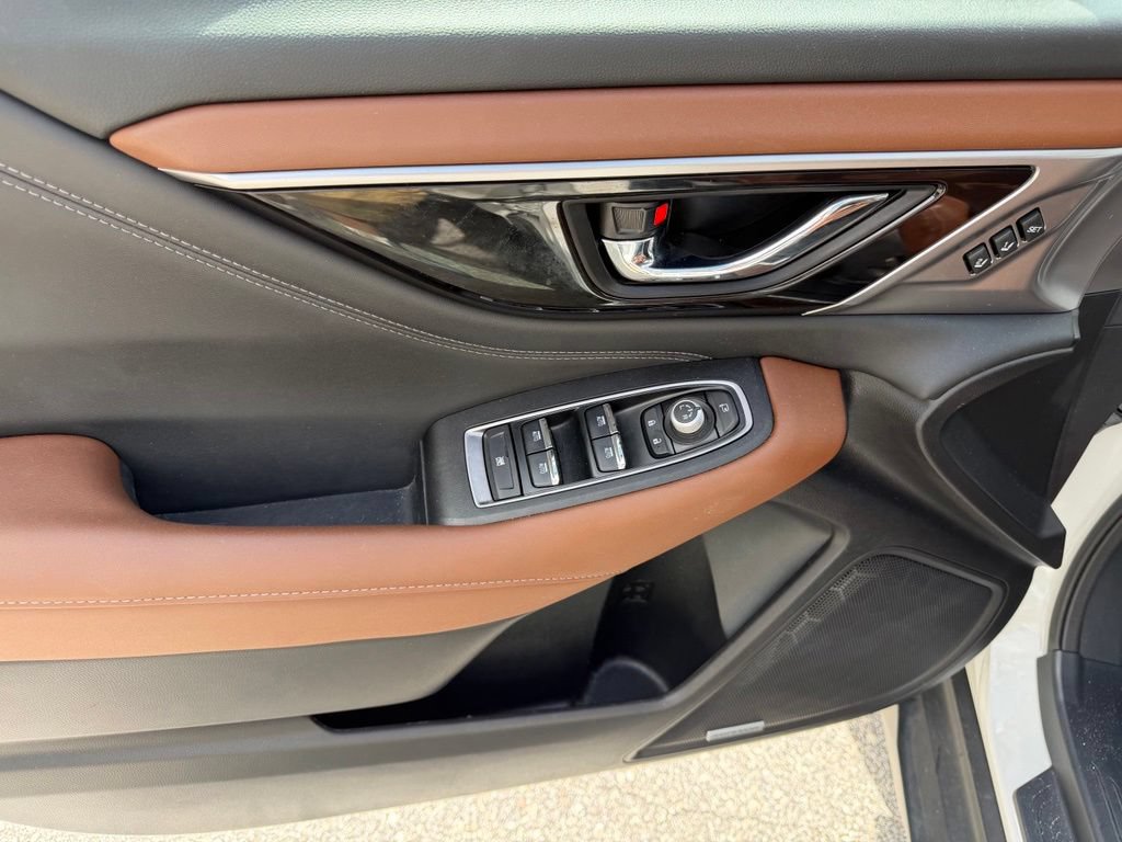 Used 2022 Subaru Outback Touring AWD/4WD image 24
