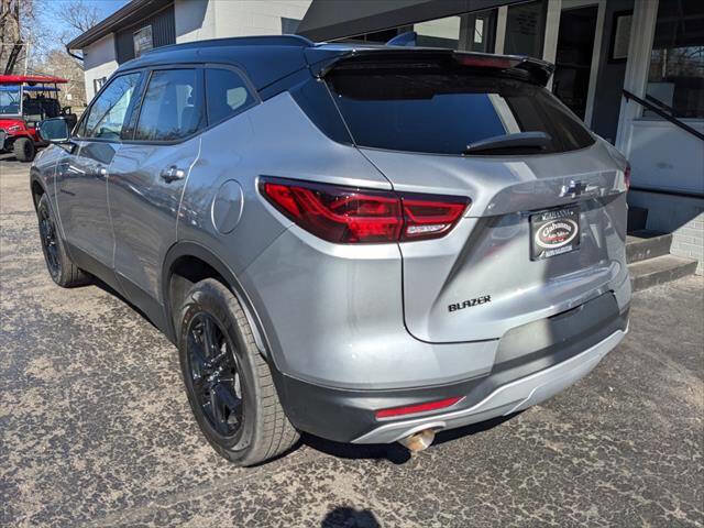 Used 2023 Chevrolet Blazer LT w/ Midnight/Sport Edition image 3