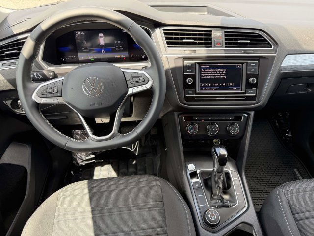 Used 2022 Volkswagen Tiguan S AWD/4WD image 3