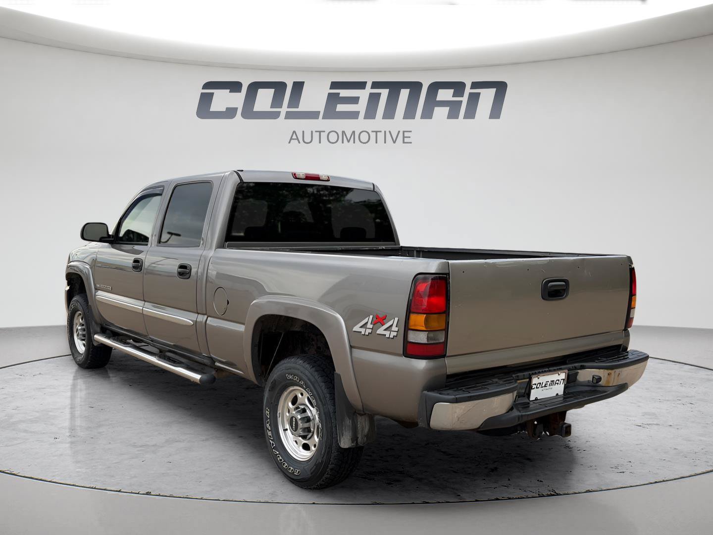 Used 2006 GMC Sierra 2500 SLE w/ Snow Plow Prep Package AWD/4WD image 3
