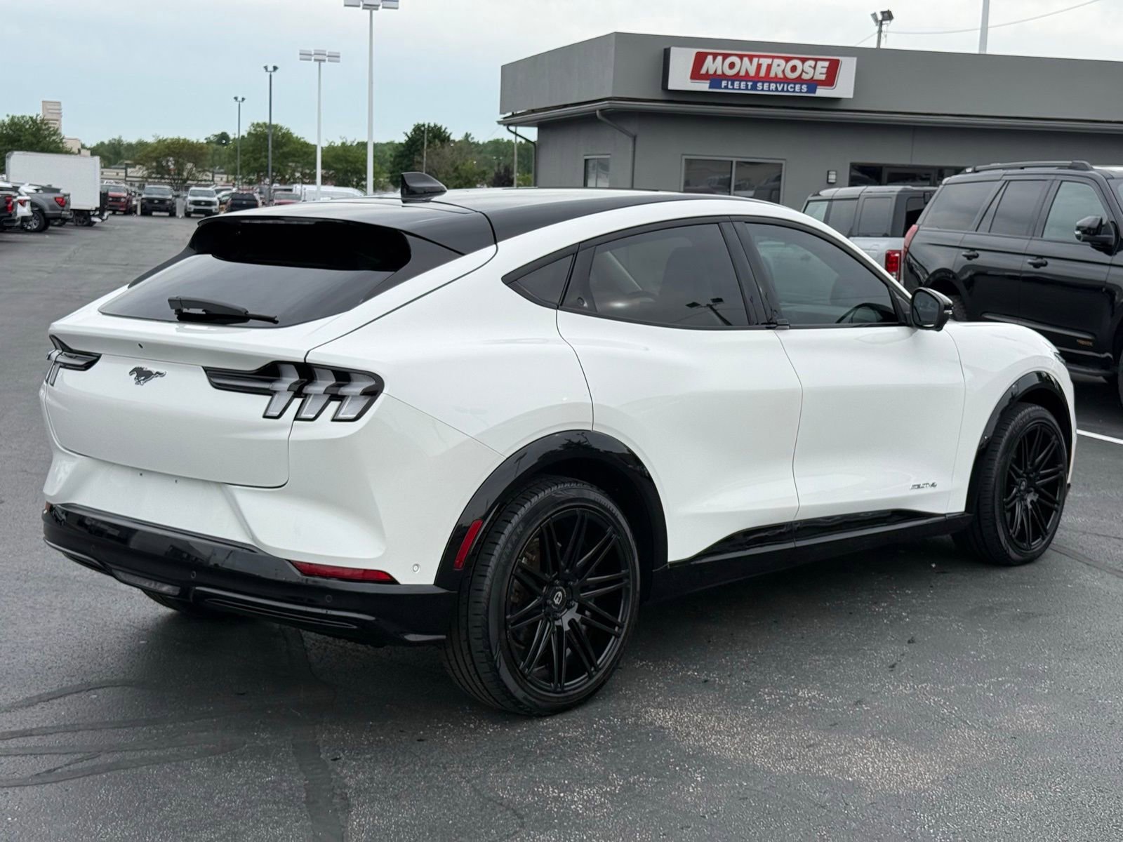 Used 2023 Ford Mustang Mach-E Premium AWD/4WD image 4