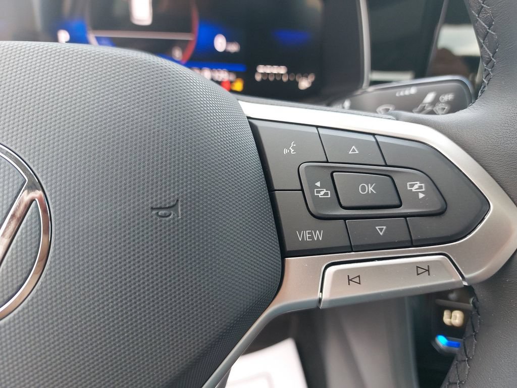 New 2026 Volkswagen Jetta SE FWD image 15