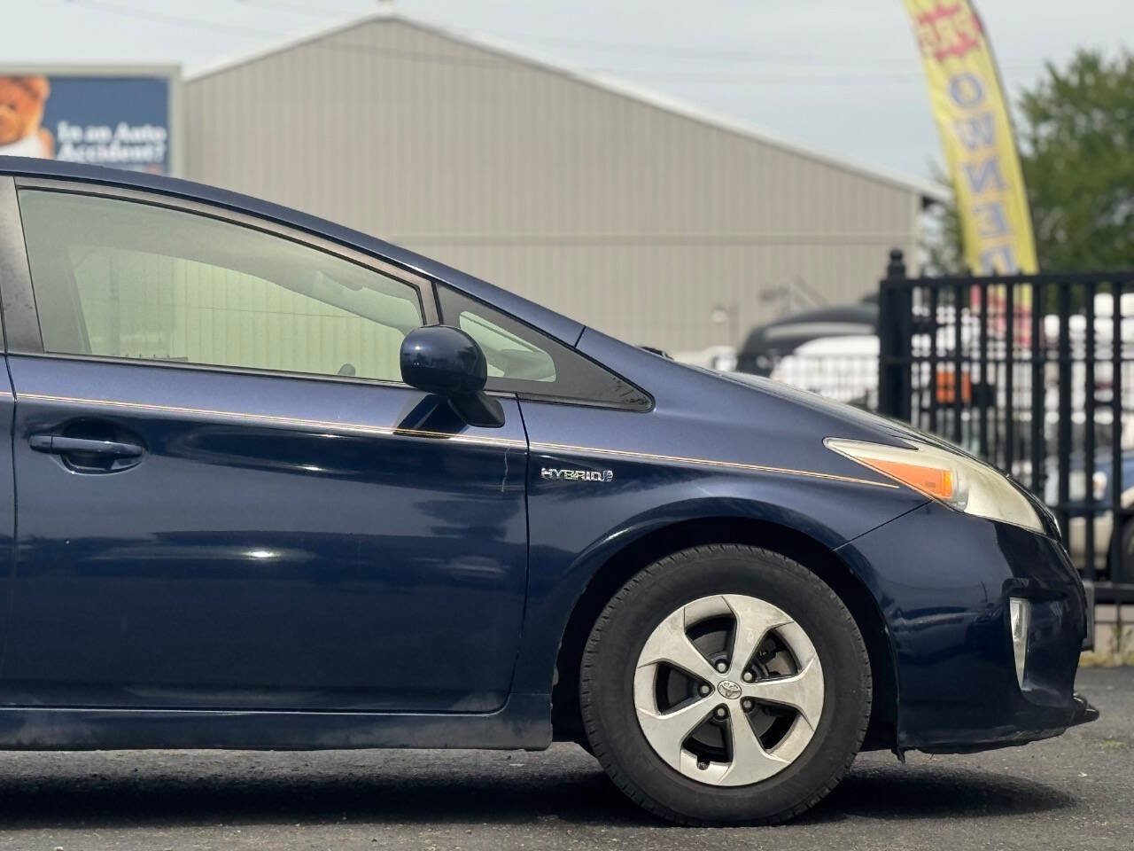 Used 2013 Toyota Prius Three FWD image 17
