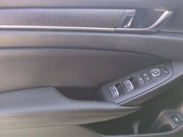 Used 2019 Honda Accord EX image 11
