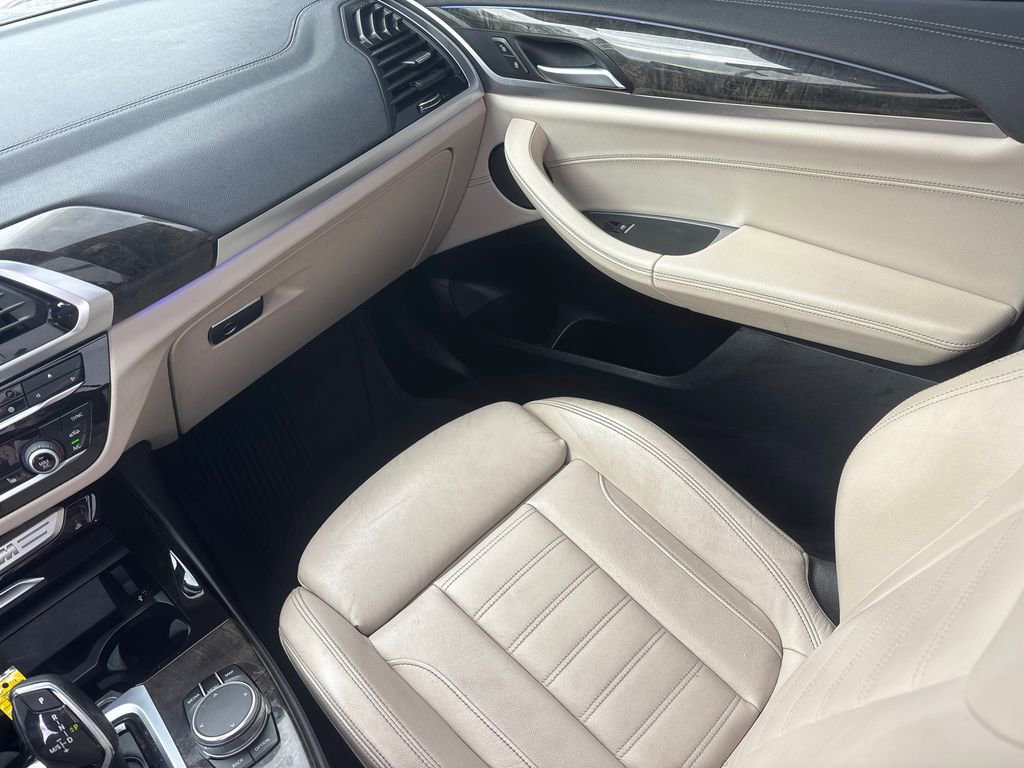 Used 2018 BMW X3 M40i image 16