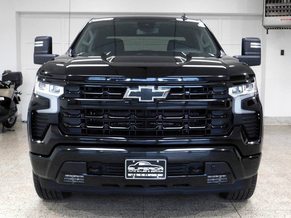 Used 2024 Chevrolet Silverado 1500 RST image 2