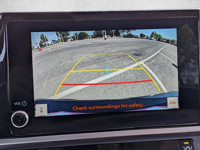 Used 2025 Toyota Camry LE FWD image 13