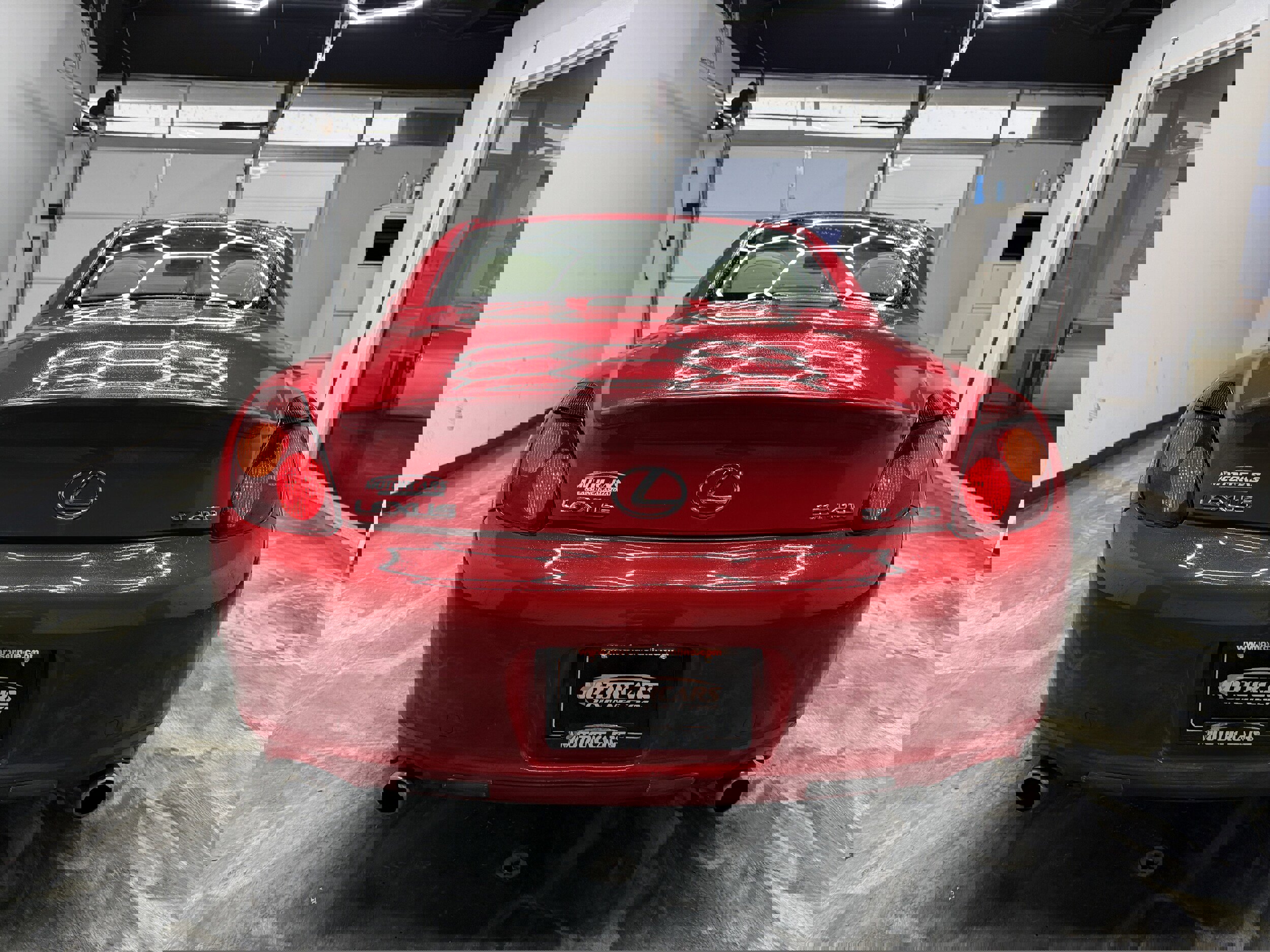 Used 2004 Lexus SC 430 Convertible image 4