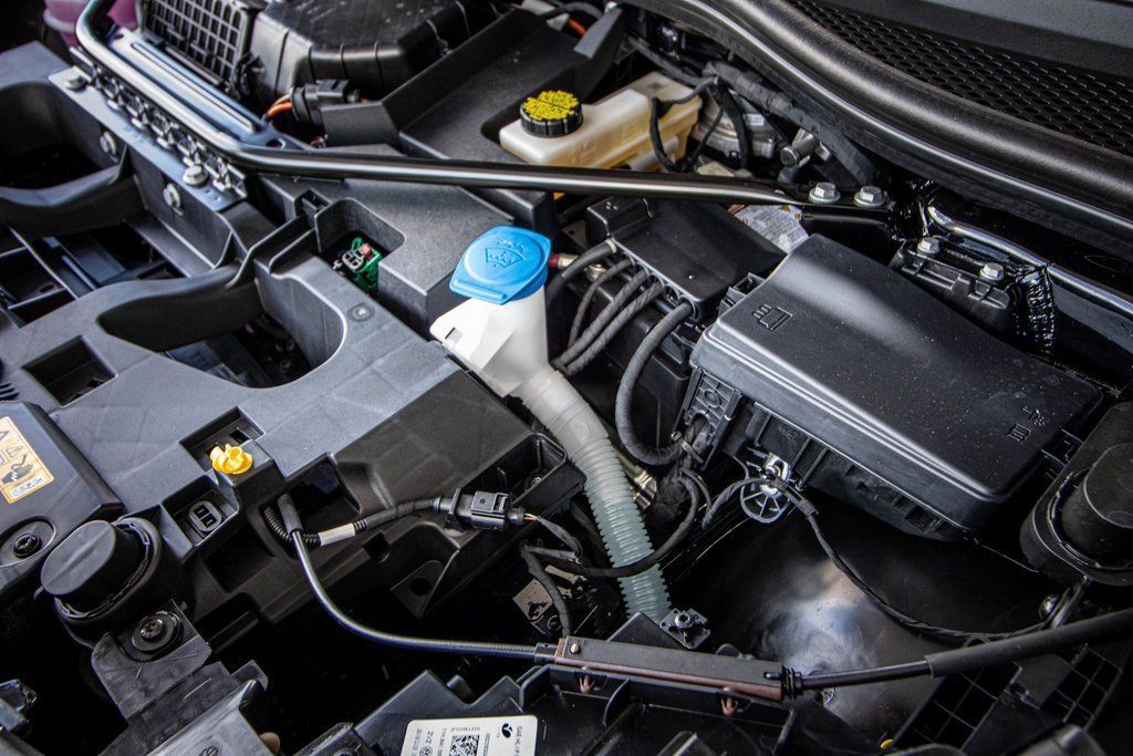 New 2025 Volkswagen ID.4 Pro RWD image 24