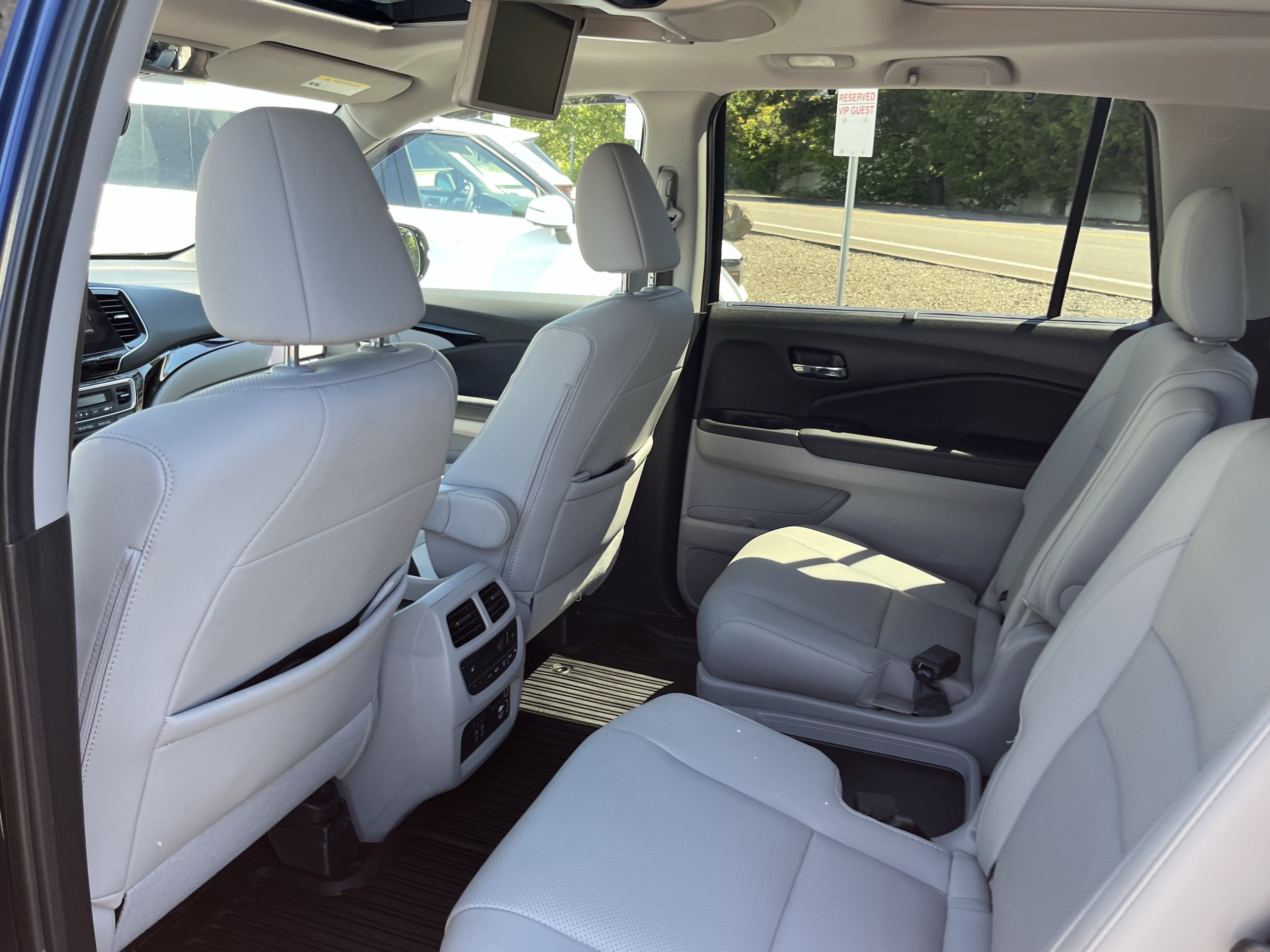 Used 2019 Honda Pilot Elite image 13