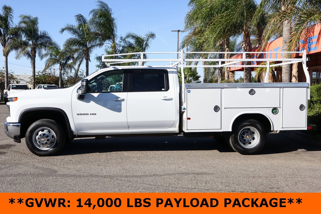 Used 2025 Chevrolet Silverado 3500 LT w/ Convenience Package image 5