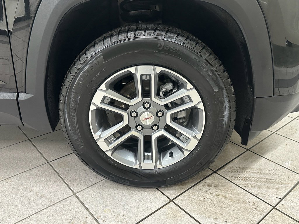 Used 2025 GMC Terrain Elevation AWD/4WD image 14