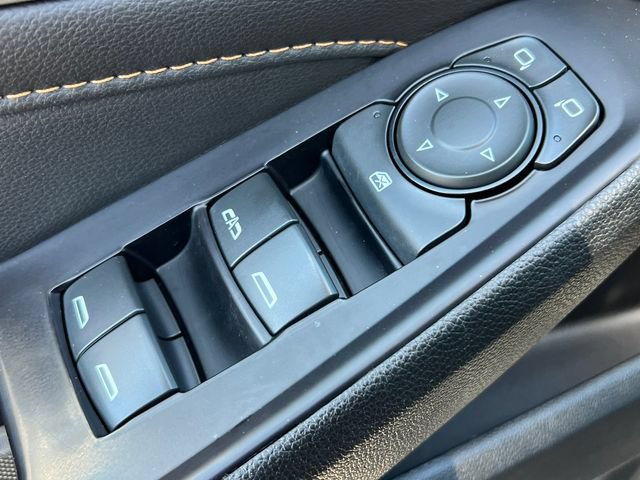 Used 2020 Chevrolet Traverse LT w/ LPO, Floor Liner Package AWD/4WD image 18