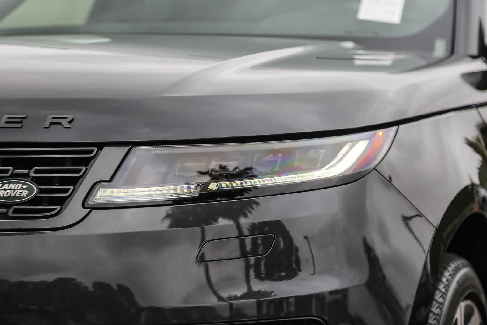 New 2026 Land Rover Range Rover Sport Dynamic SE AWD/4WD image 10