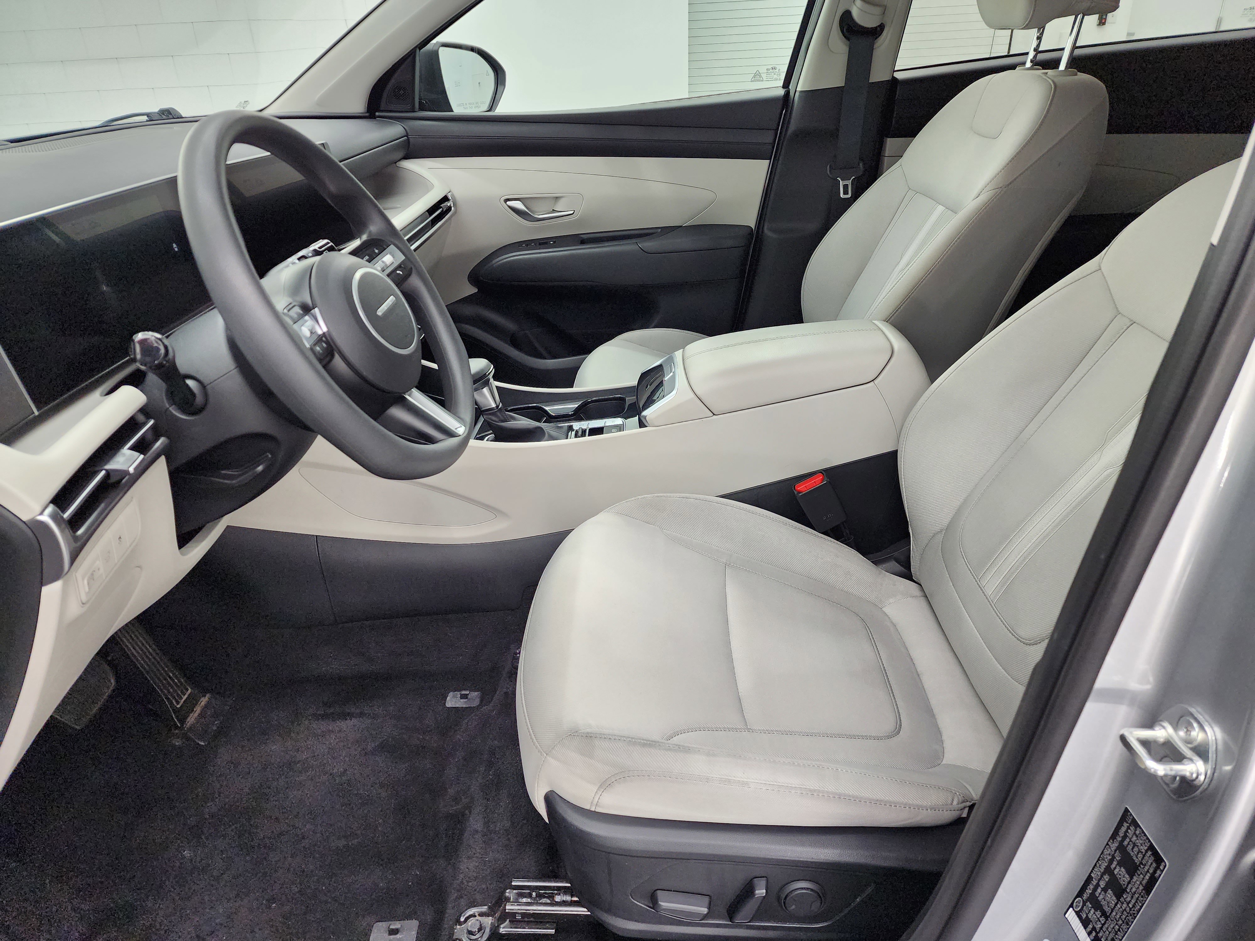 Used 2025 Hyundai Tucson SEL image 8