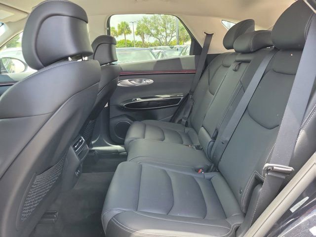 Used 2026 Genesis GV70 2.5T AWD/4WD image 8