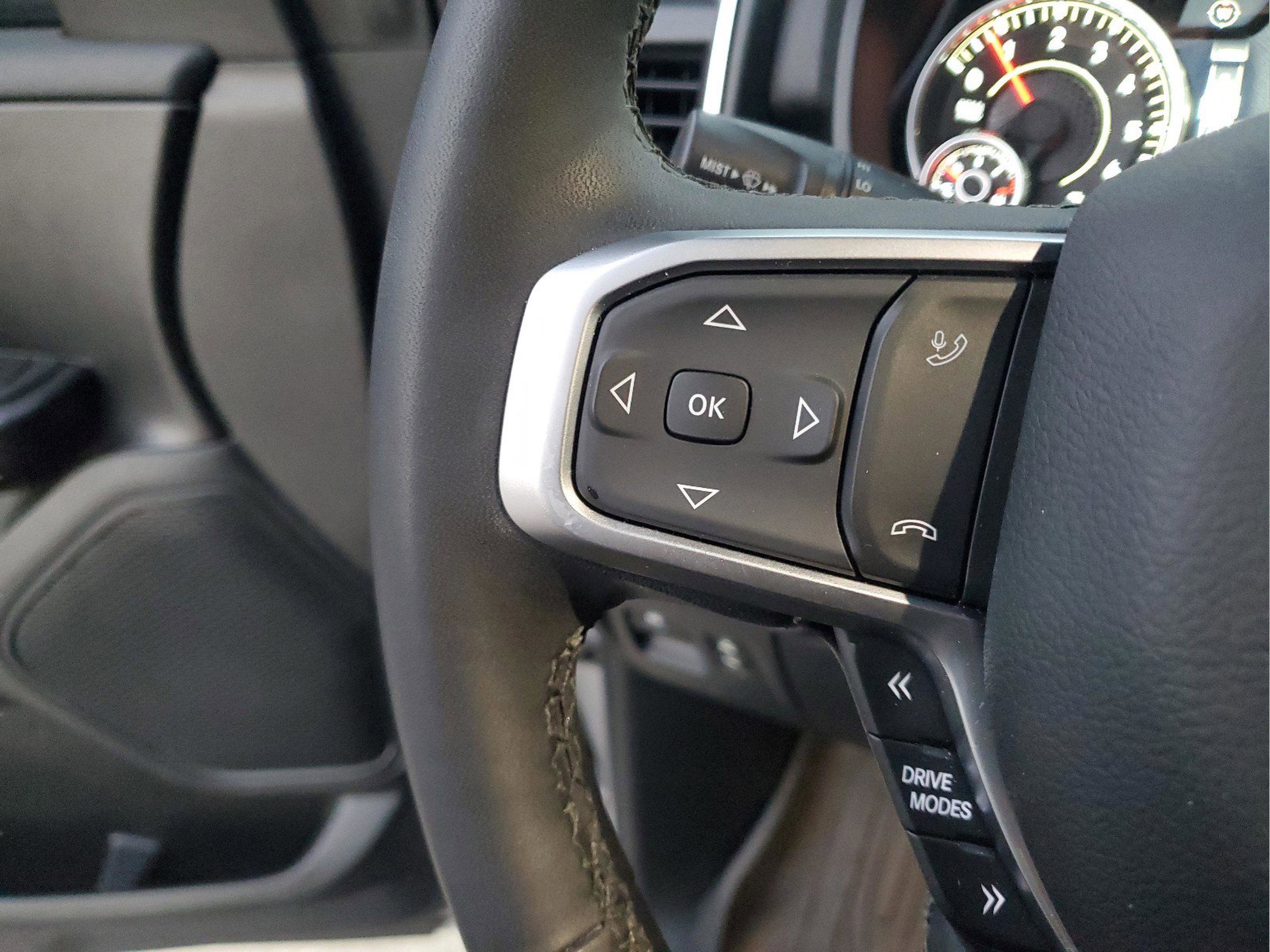 Certified 2025 RAM 1500 Big Horn image 29