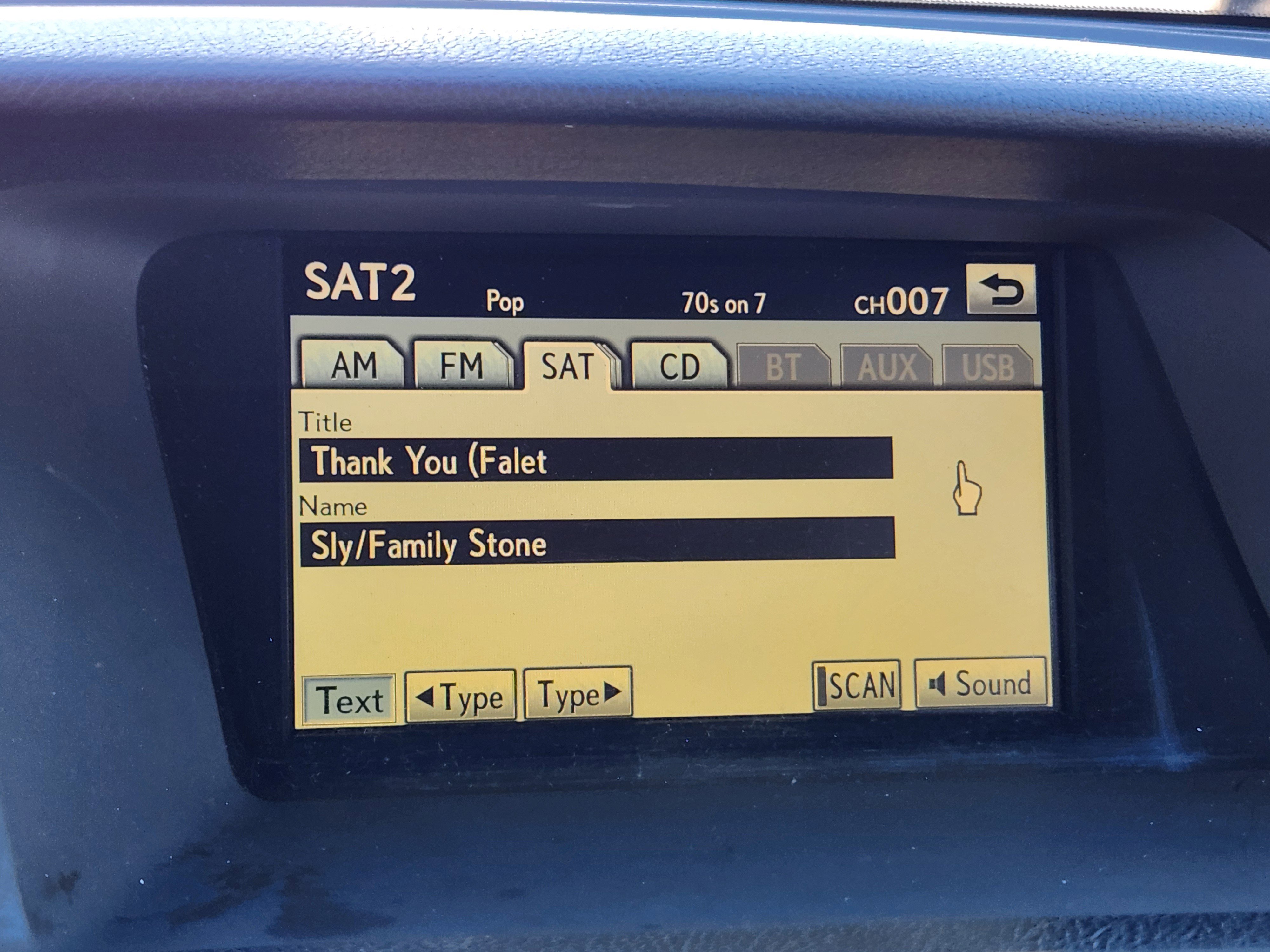 Used 2010 Lexus RX 450h AWD image 26