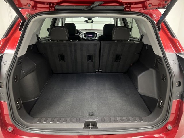 Used 2024 GMC Terrain SLE w/ Driver Convenience Package image 52