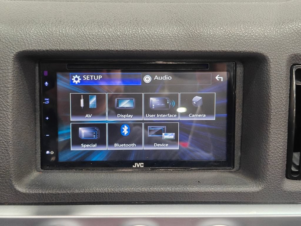 Used 2003 Chevrolet SSR w/ Preferred Equipment Group RWD image 37