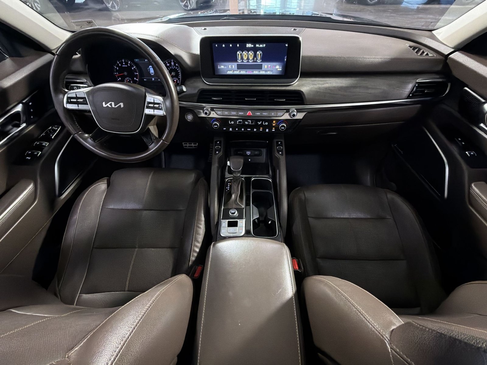 Used 2022 Kia Telluride SX w/ Towing Package FWD image 41