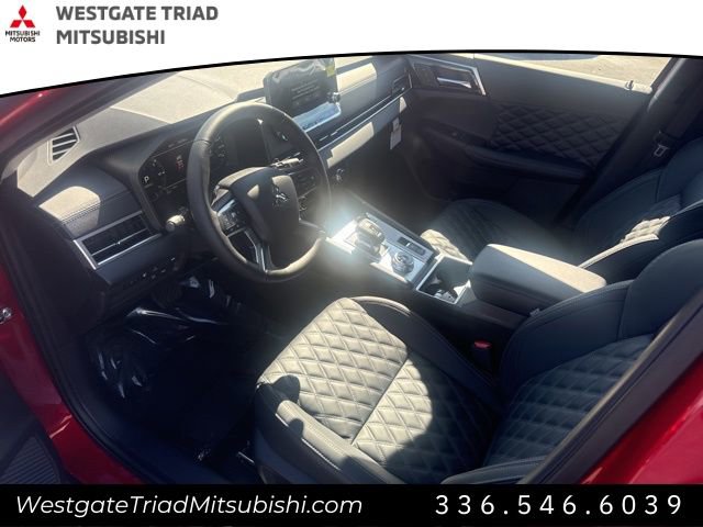 New 2025 Mitsubishi Outlander SEL image 21