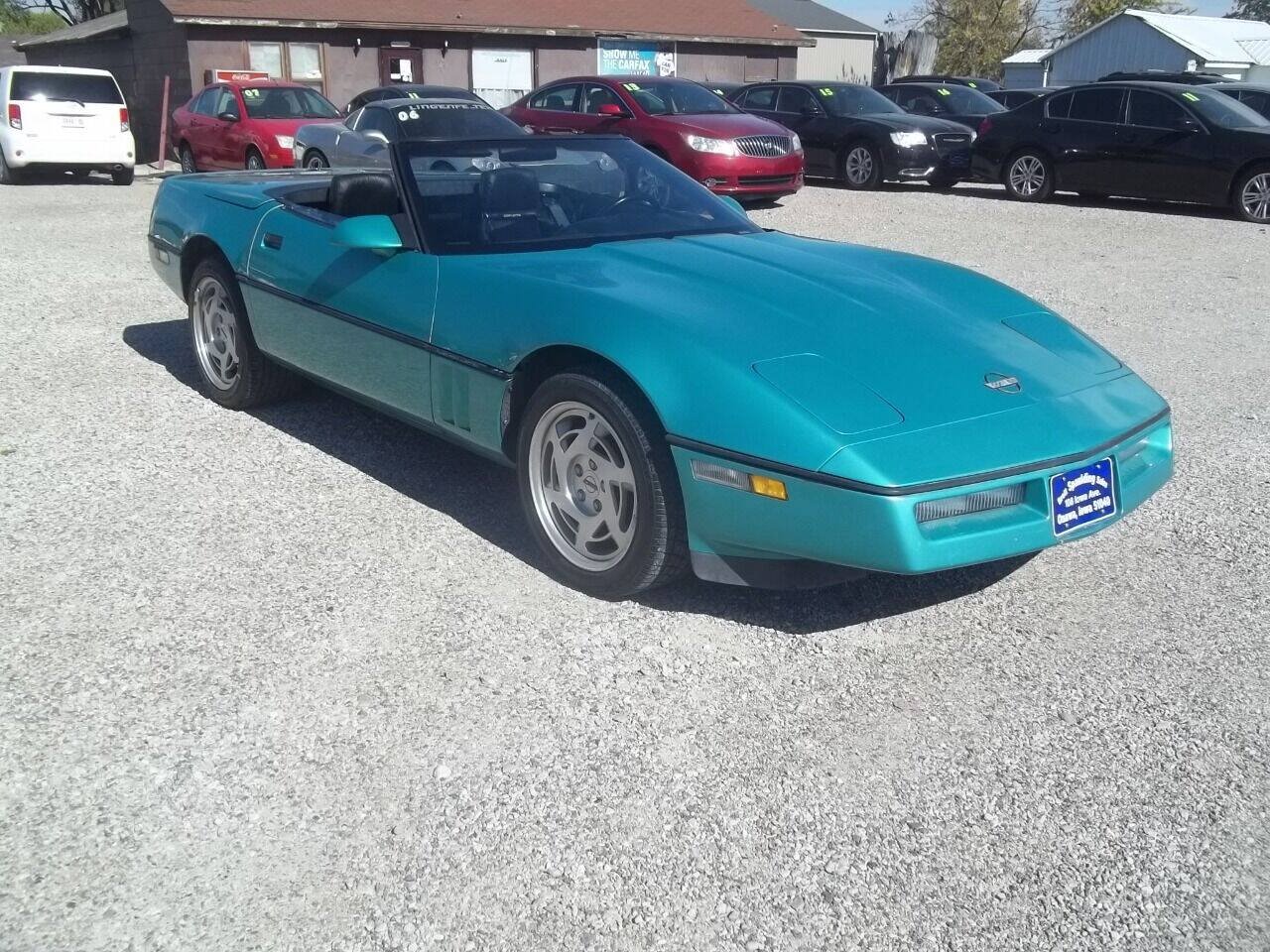 Used 1990 Chevrolet Corvette Convertible RWD image 4