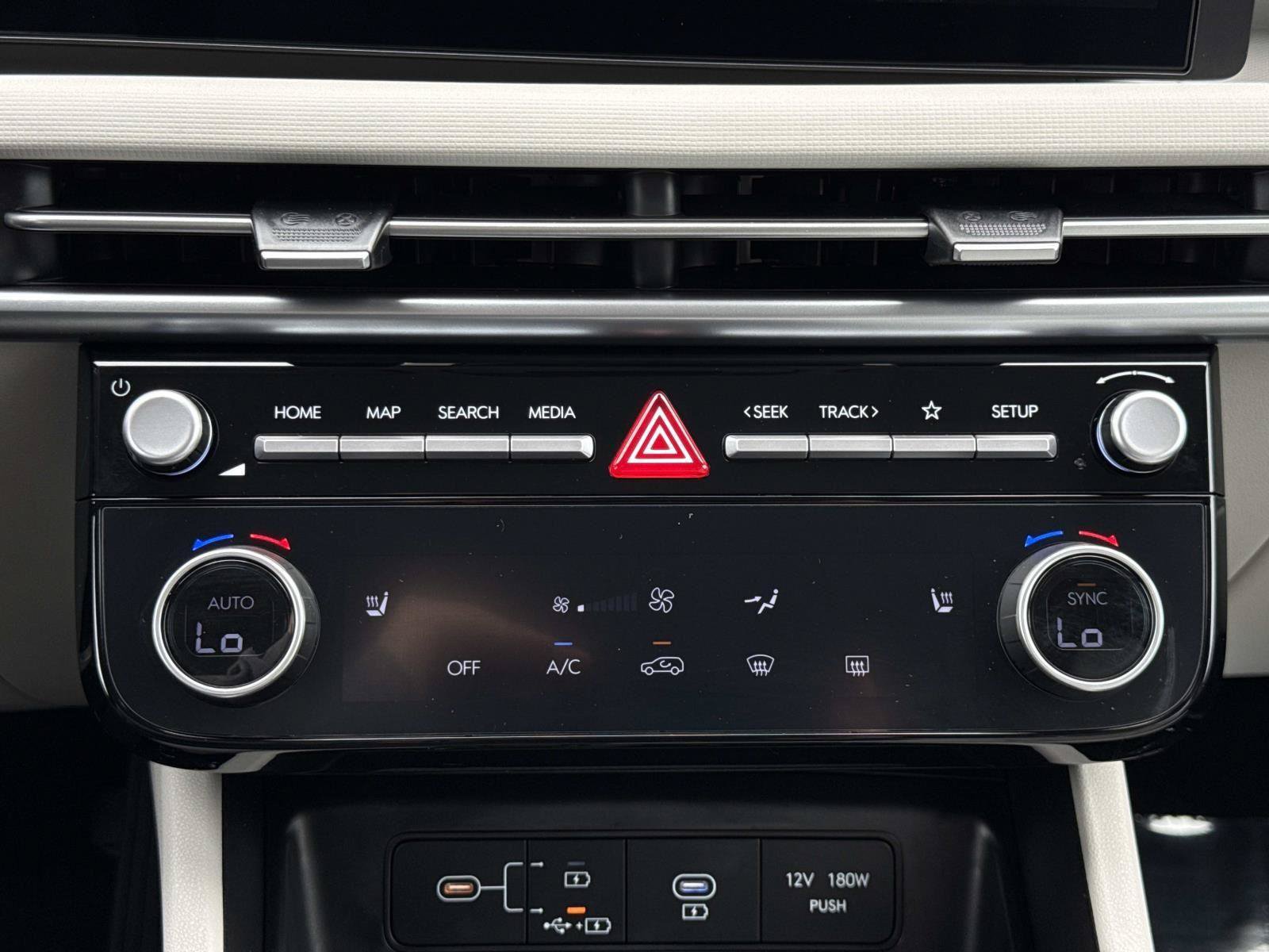 Certified 2026 Hyundai Tucson SEL FWD image 2