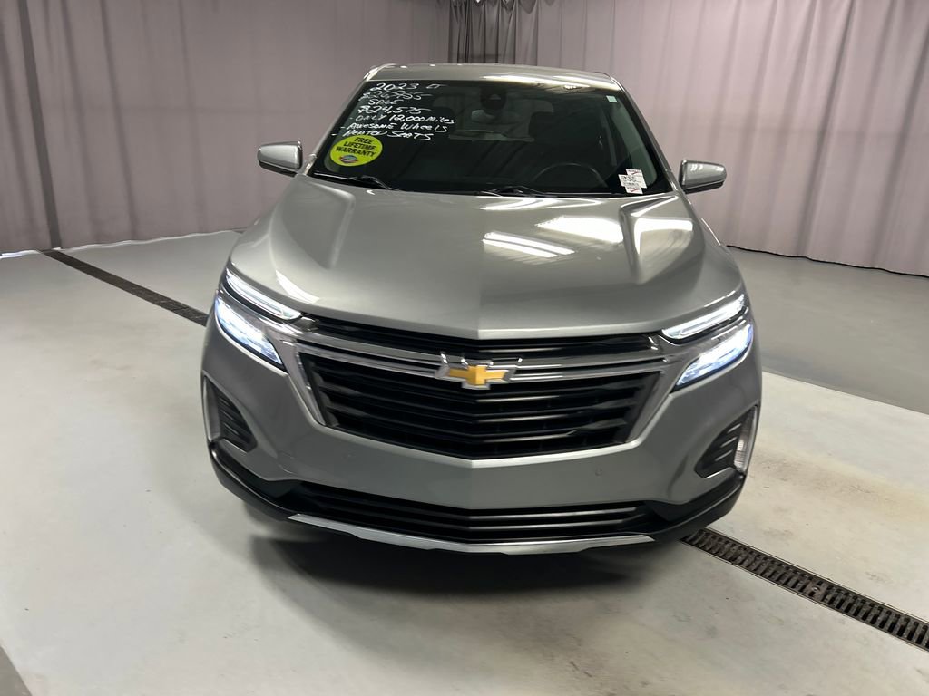 Used 2023 Chevrolet Equinox LT image 2