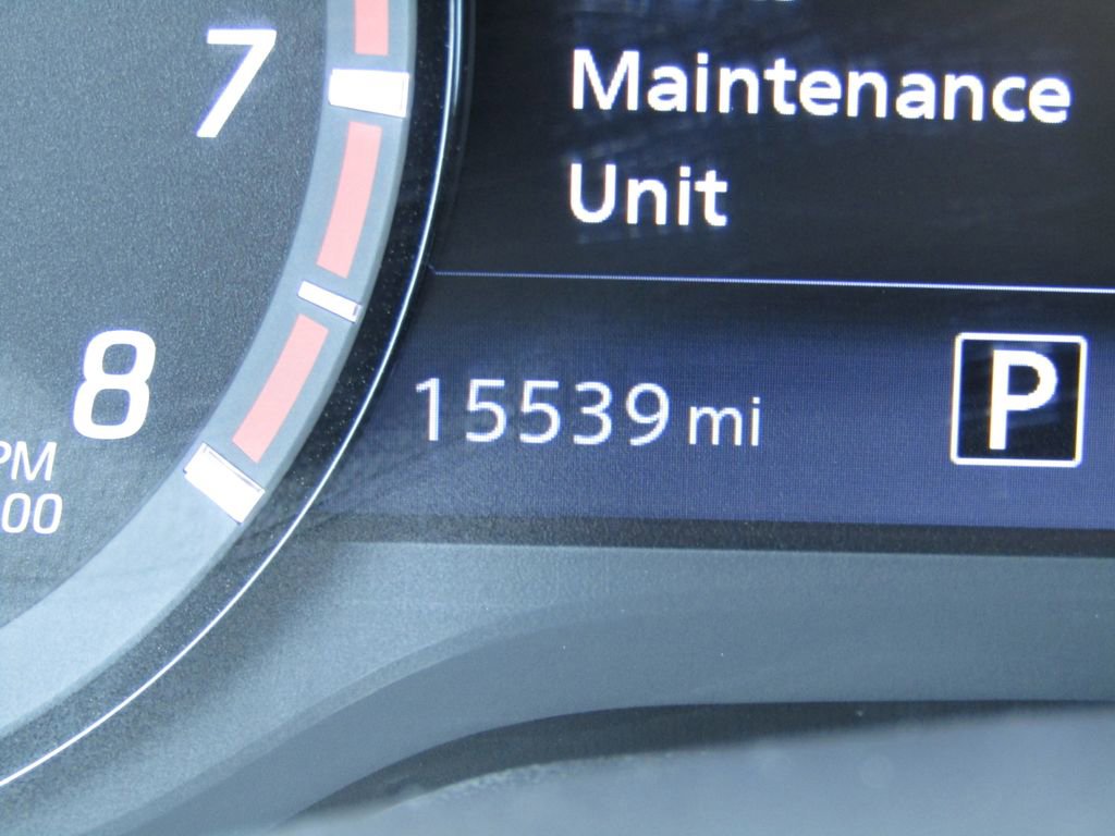 Used 2024 Nissan Titan PRO-4X w/ Pro-4x Utility Package image 23