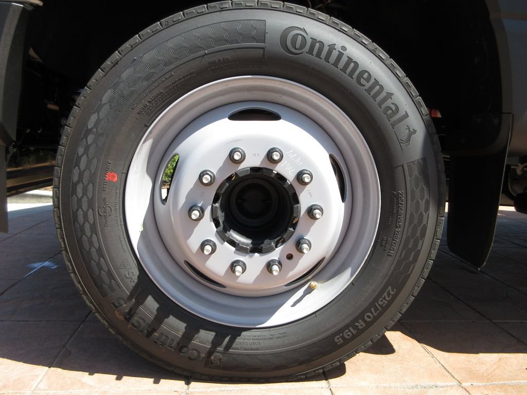 New 2026 Ford F550 2WD Crew Cab Super Duty image 8