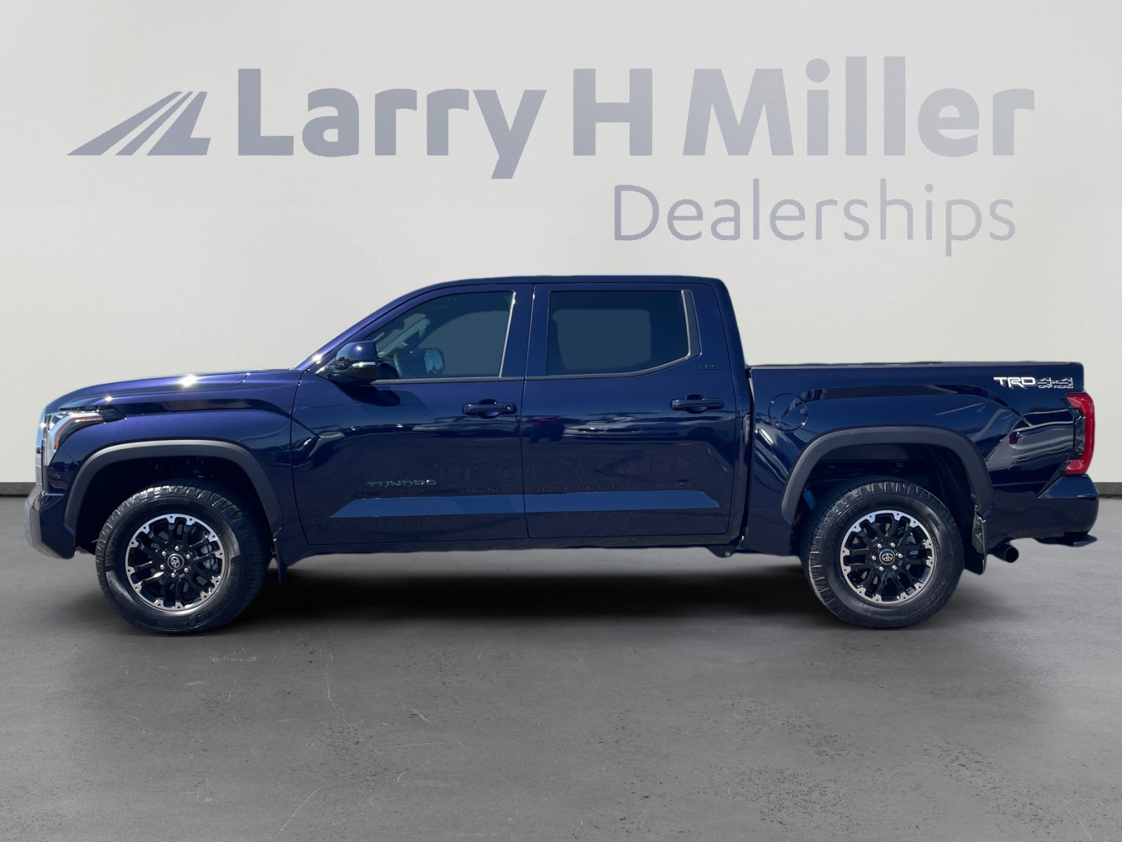 Certified 2025 Toyota Tundra SR5 w/ TRD Off-Road Package AWD/4WD image 2