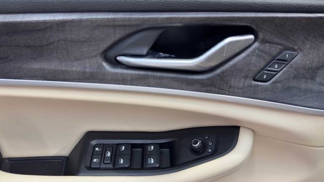 Used 2021 Jeep Grand Cherokee L Limited image 21