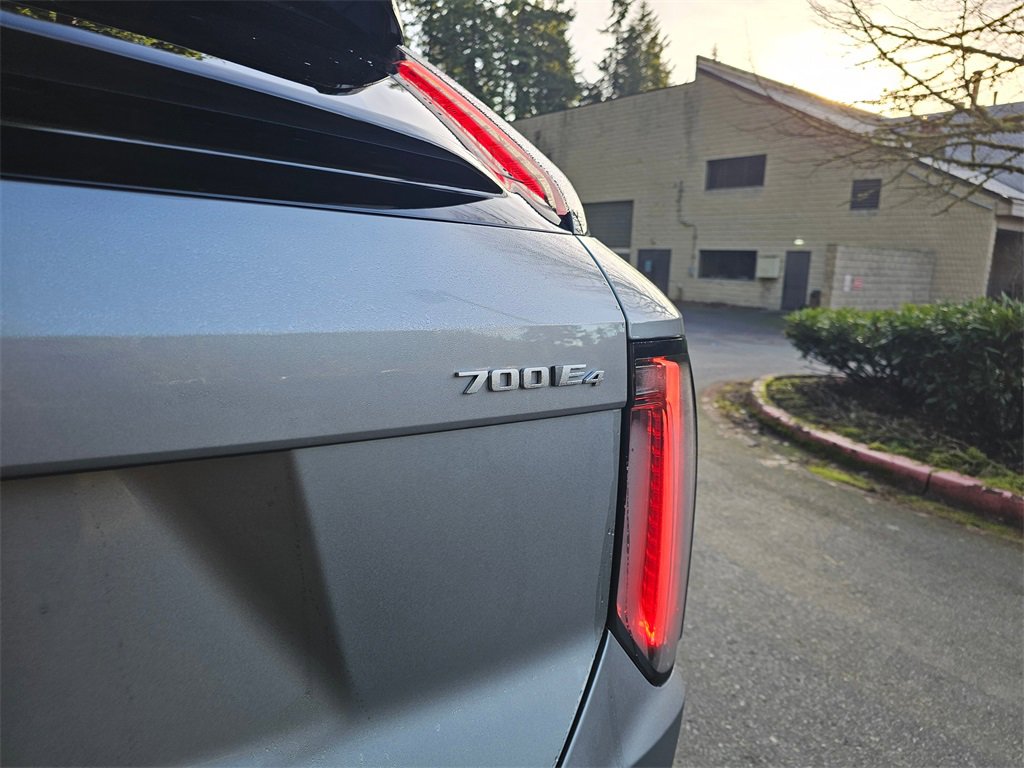 New 2026 Cadillac Optiq Sport 1 image 14