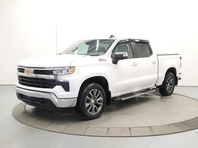 Used 2023 Chevrolet Silverado 1500 LT w/ Z71 Off-Road Package image 3
