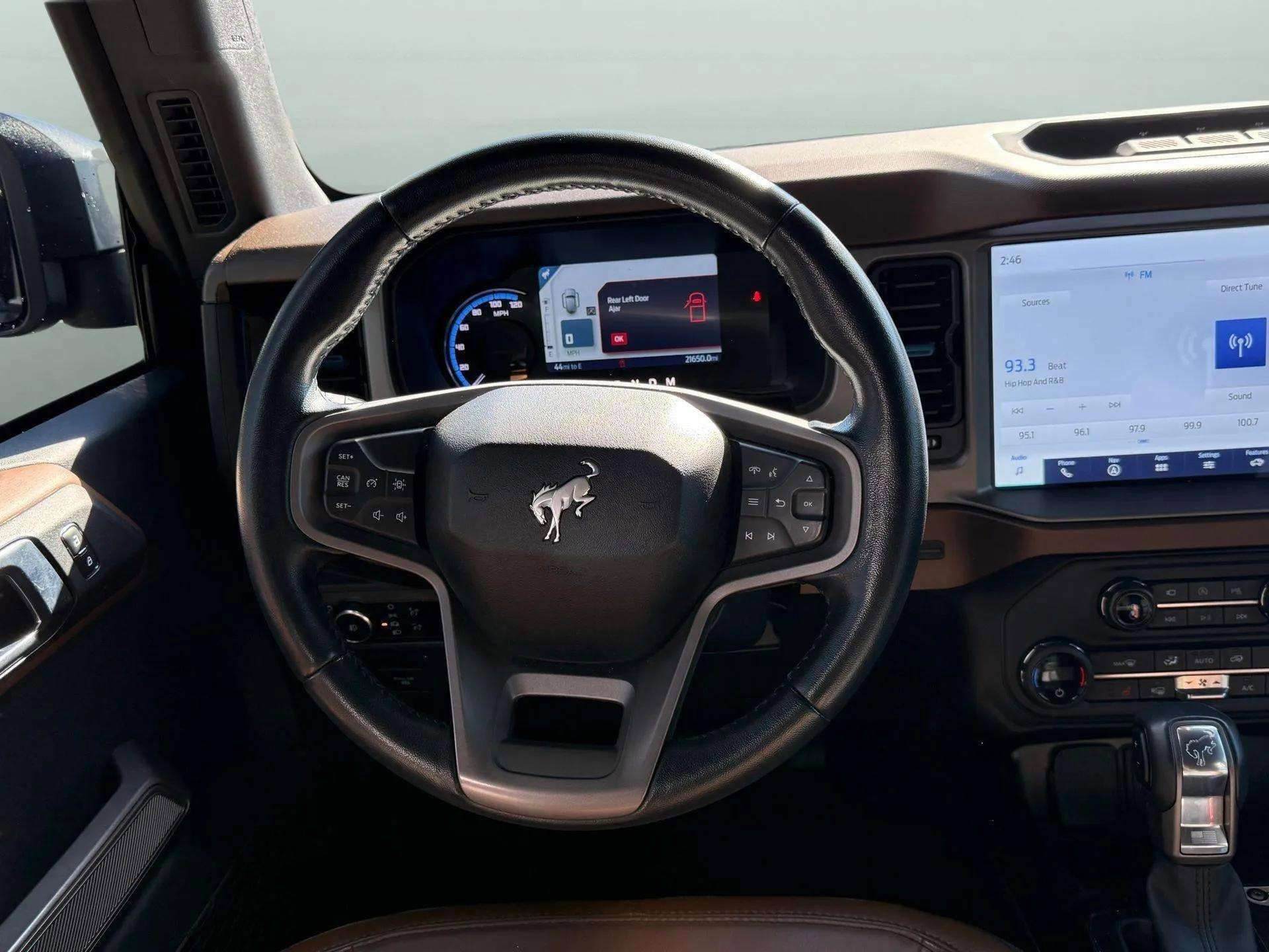 Used 2023 Ford Bronco Outer Banks w/ Sasquatch Package image 22