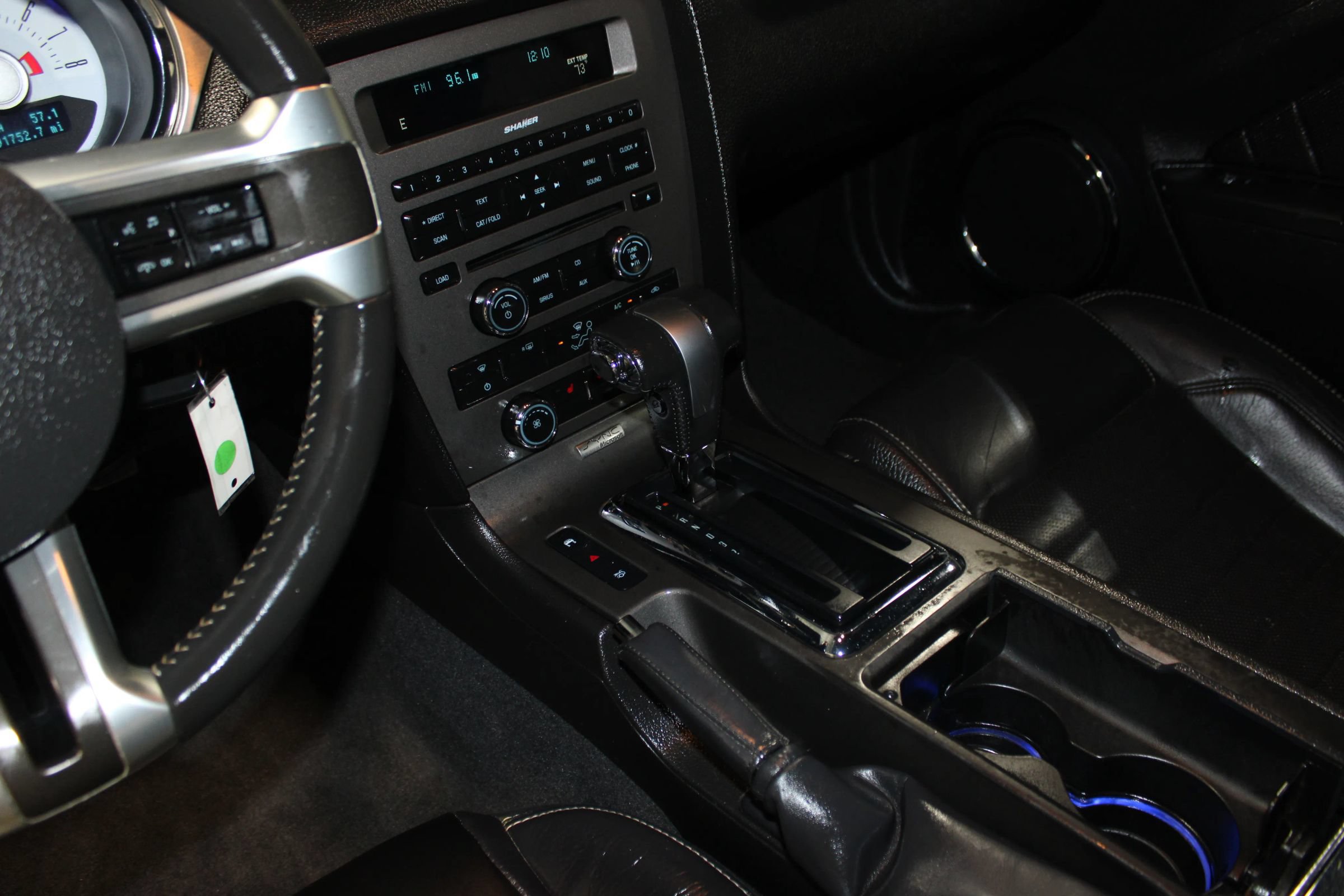 Used 2011 Ford Mustang GT Premium w/ Comfort Pkg RWD image 15