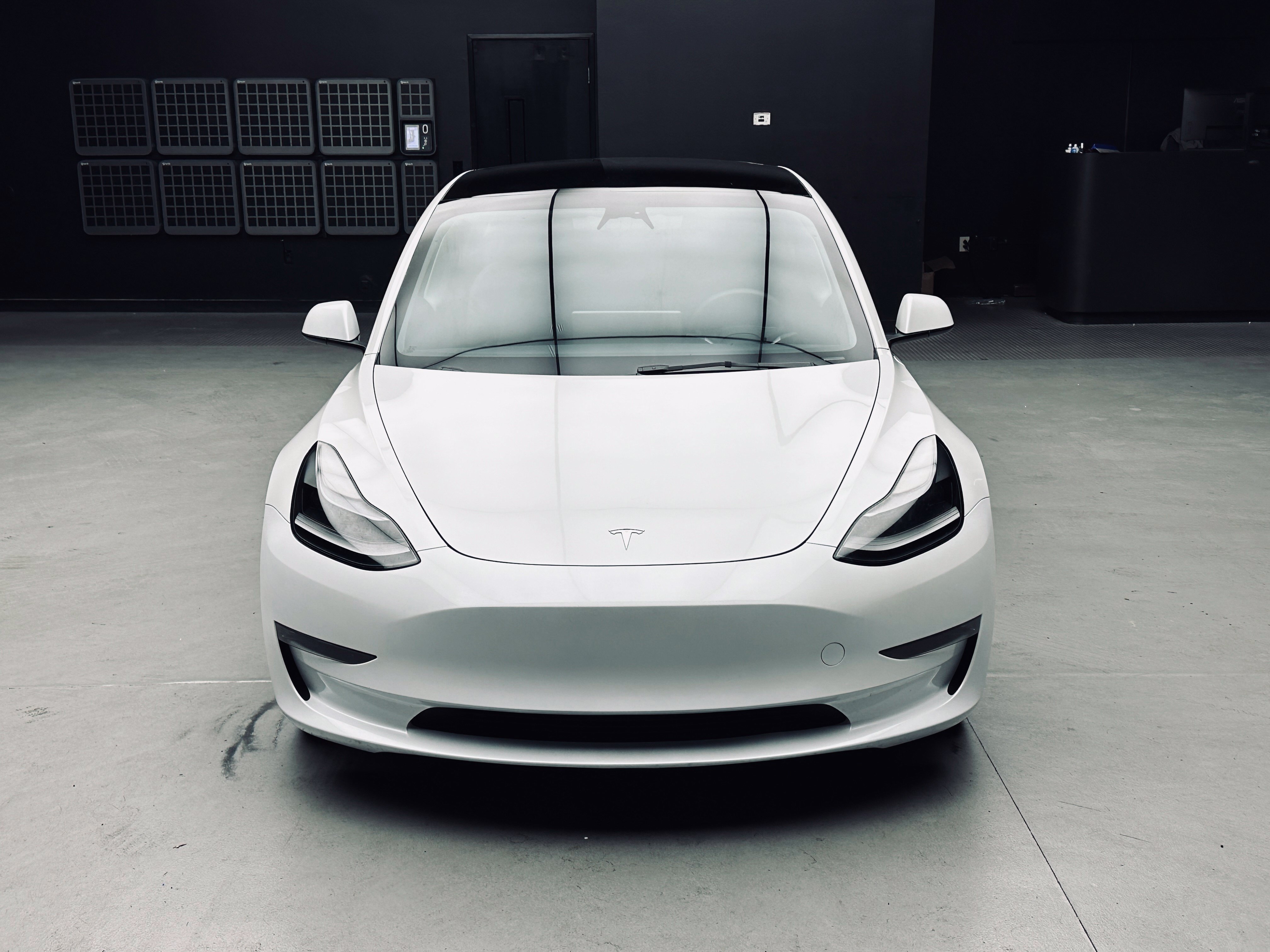 Used 2023 Tesla Model 3 Standard Range RWD image 12