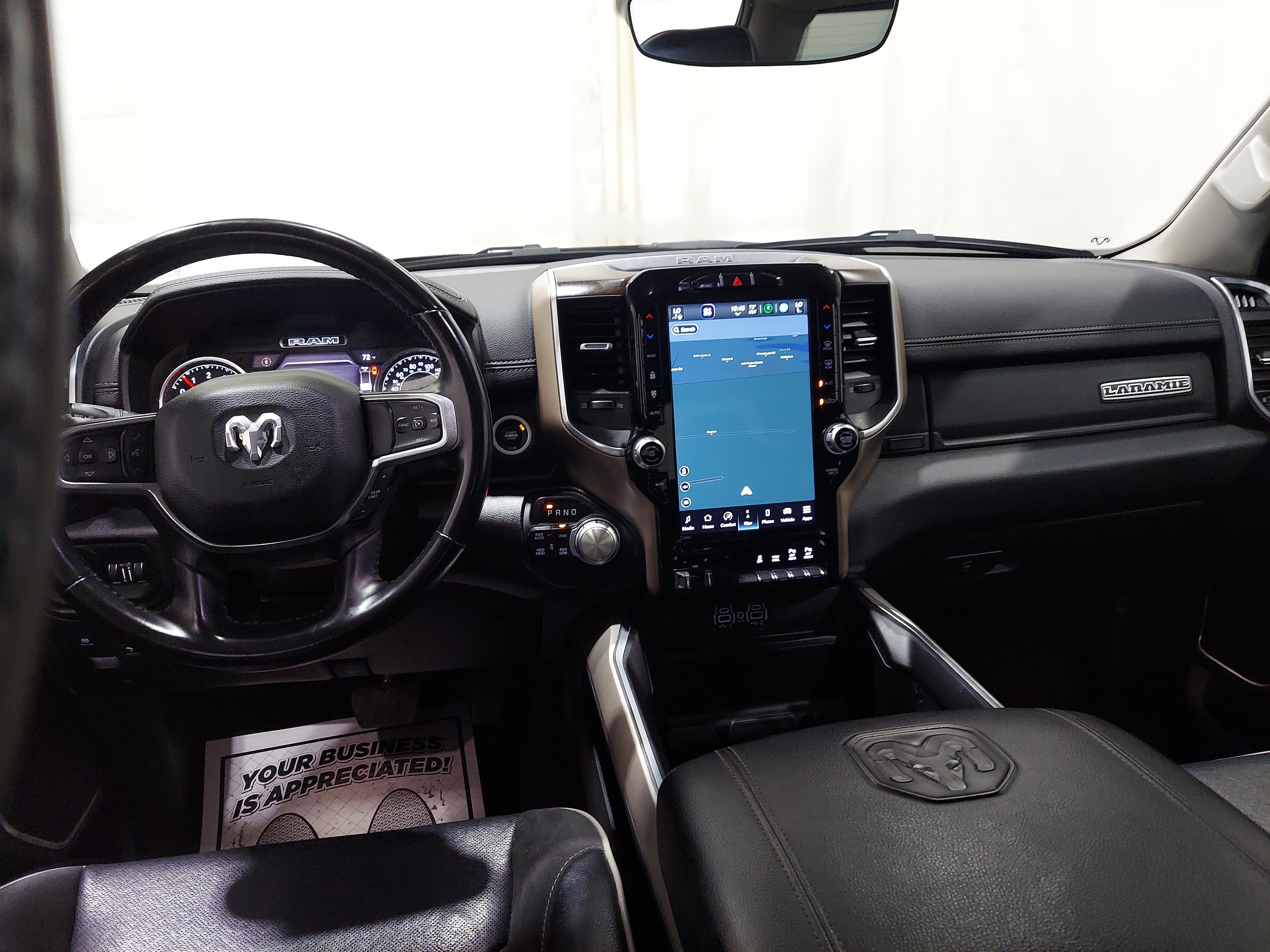 Used 2022 RAM 1500 Laramie AWD/4WD image 10