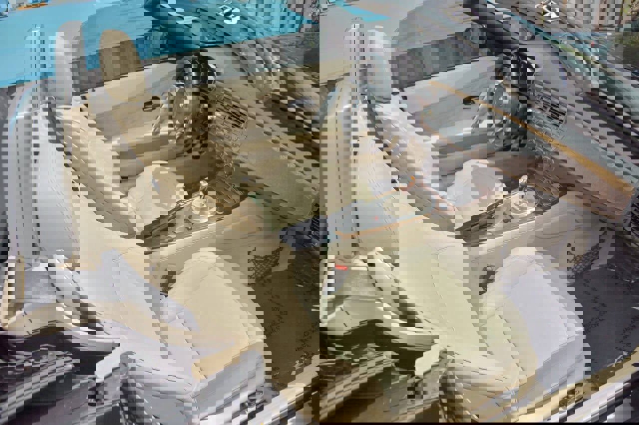 Used 2003 BMW Z4 2.5i image 35