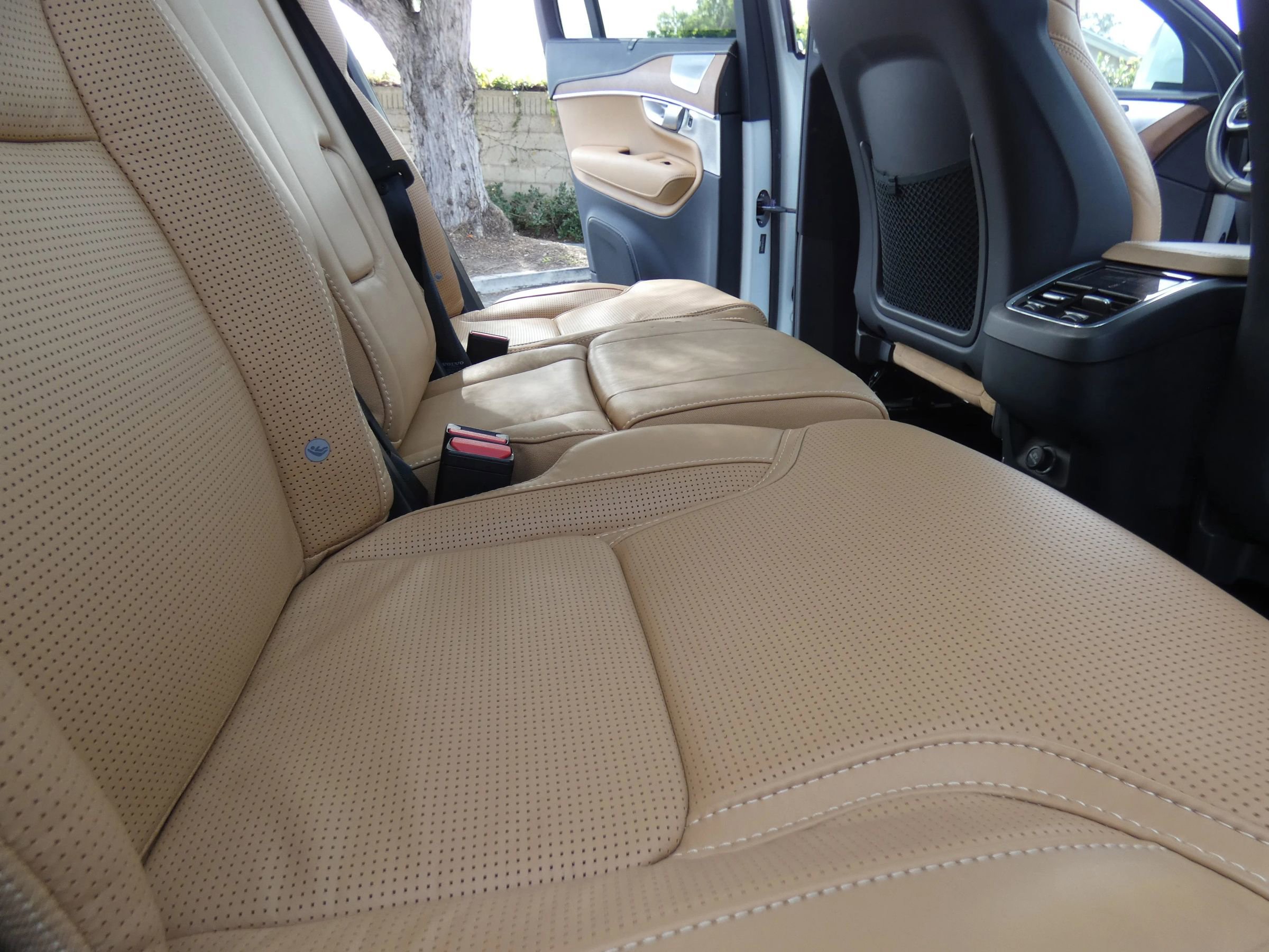 Used 2017 Volvo XC90 T6 Inscription w/ Vision Package image 47