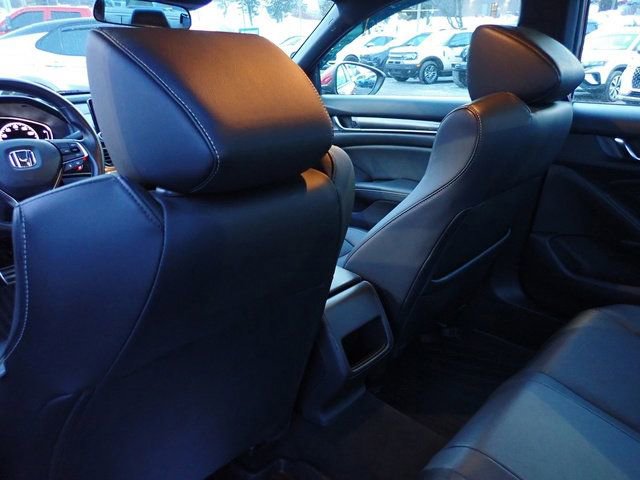 Used 2018 Honda Accord Sport image 16