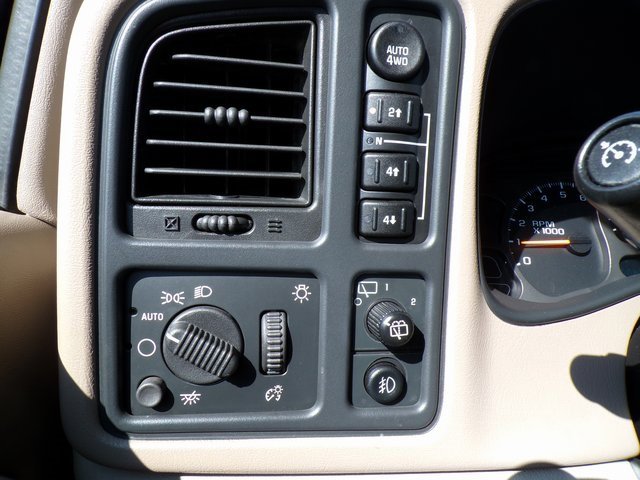 Used 2003 GMC Yukon SLT w/ 1SD Preferred Equipment Group image 22