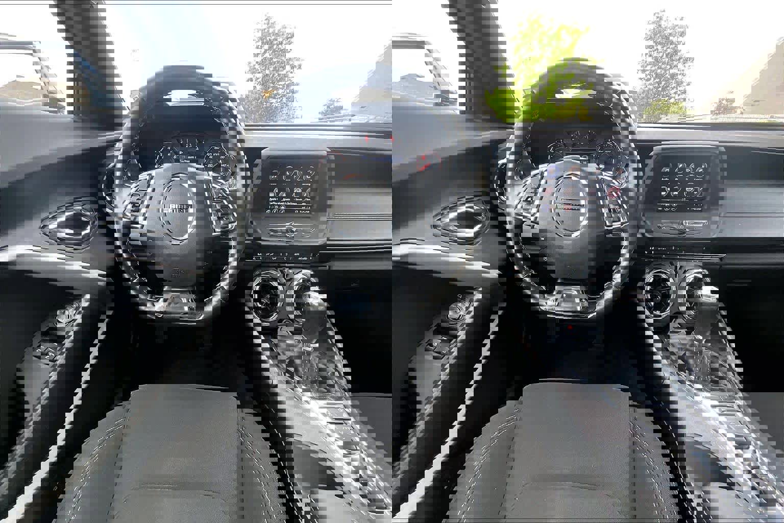 Used 2021 Chevrolet Camaro LT image 6