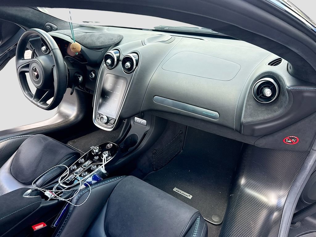 Used 2020 McLaren GT RWD image 29