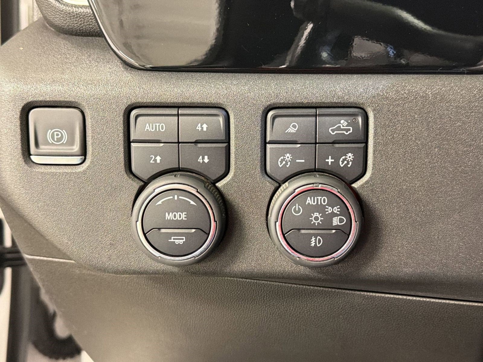 Certified 2023 Chevrolet Silverado 1500 LTZ image 27