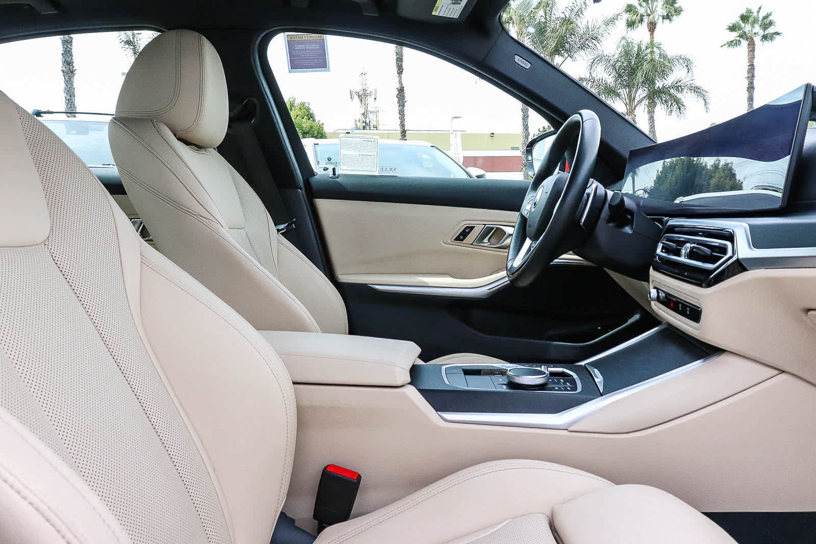 Used 2024 BMW 330e w/ Premium Package RWD image 27