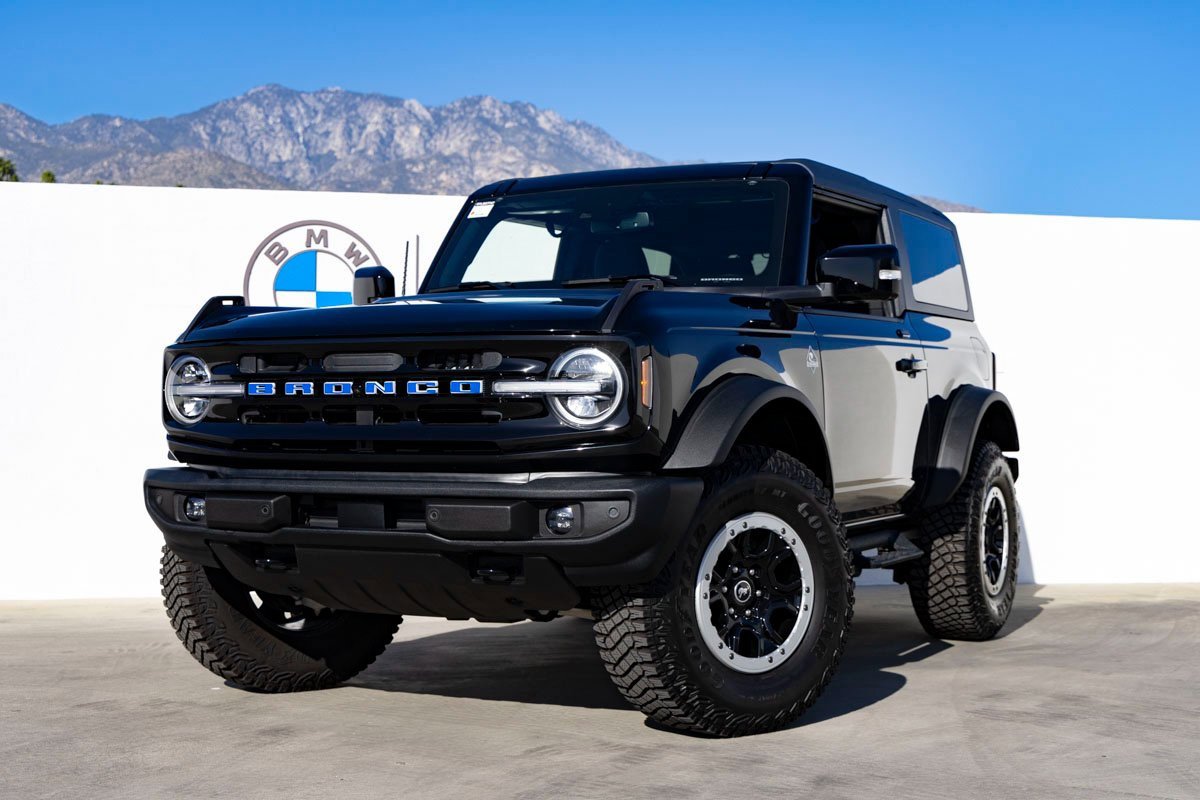 Used 2023 Ford Bronco Outer Banks w/ Sasquatch Package image 14