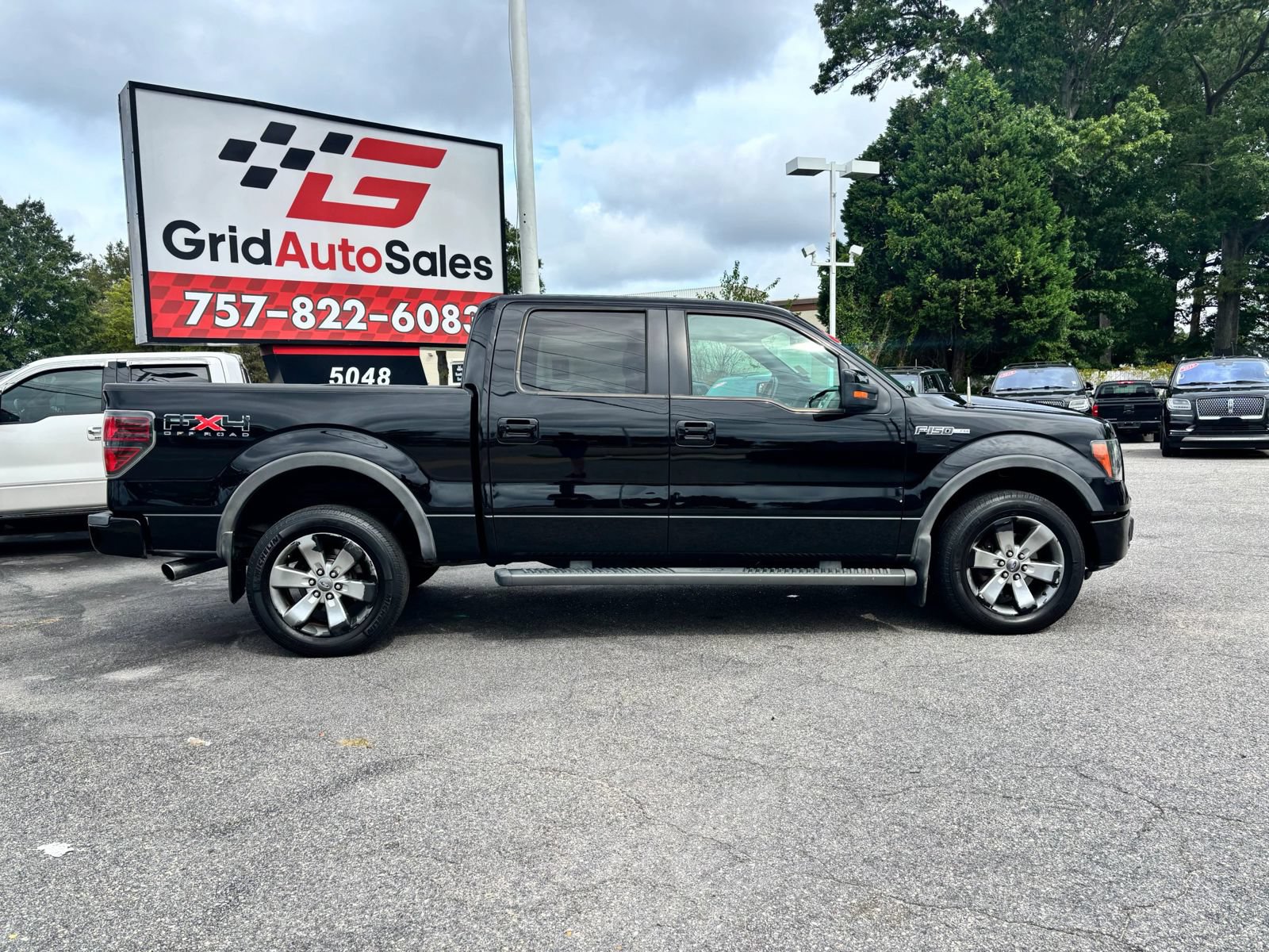 Used 2011 Ford F150 FX4 w/ FX Luxury Pkg AWD/4WD image 2
