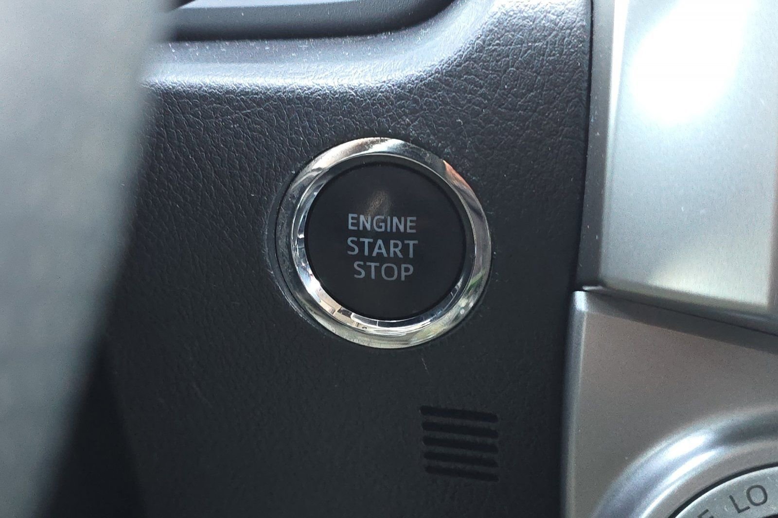 Used 2020 Toyota 4Runner SR5 Premium image 25